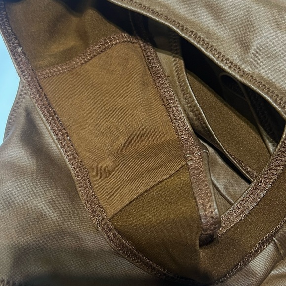 SKIMS Bodysuit WET JERSEY TANK Faux Leather COPPER Vegan Thong Scoop Neck Medium - Picture 13 of 13